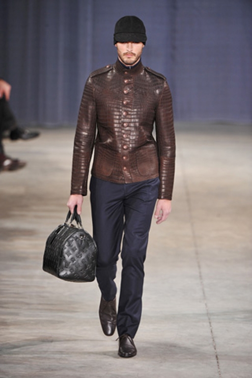 Top Picks: Louis Vuitton Fall/Winter 2009-2010 – Swing Fashionista